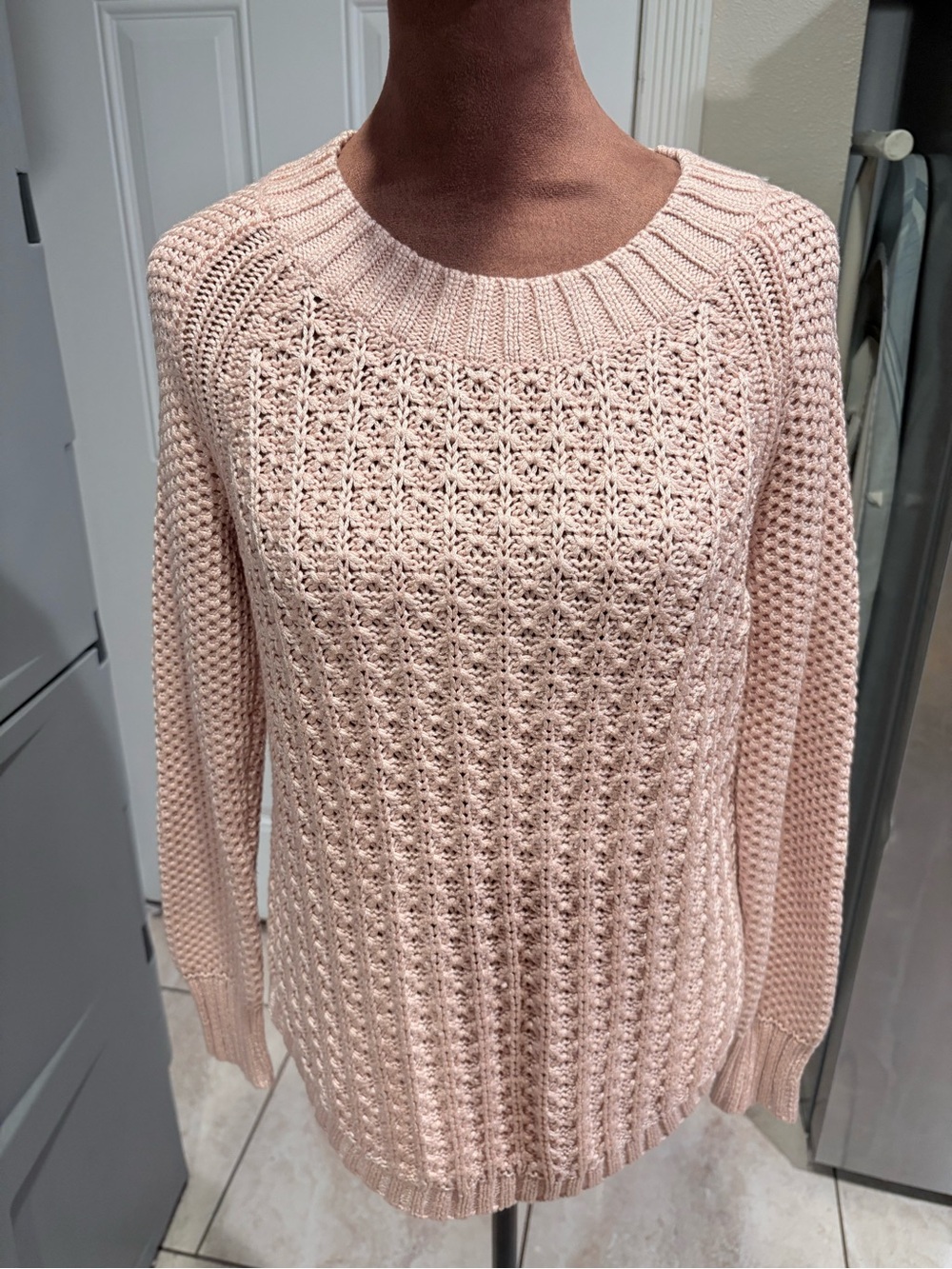 Calvin Klein Jeans Women's Textured Crewneck Sweater - Light Pink
